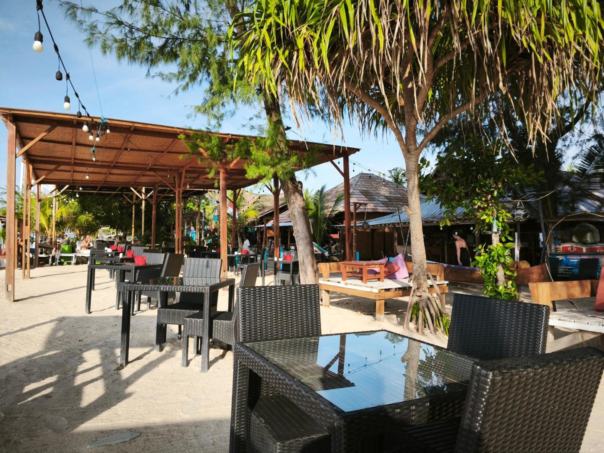 Matahari Bungalow 3 Gili Air Exterior photo