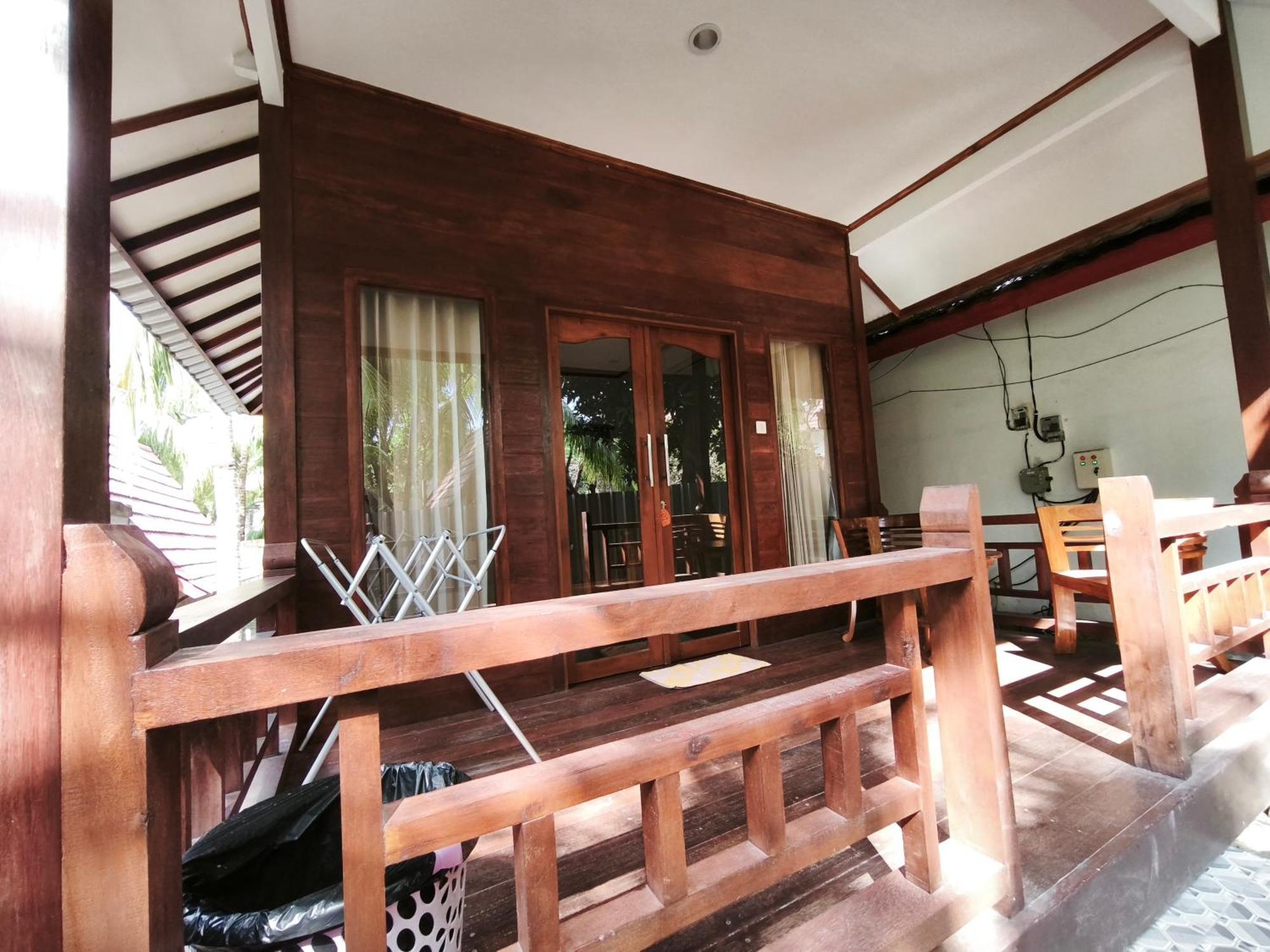 Matahari Bungalow 3 Gili Air Exterior photo